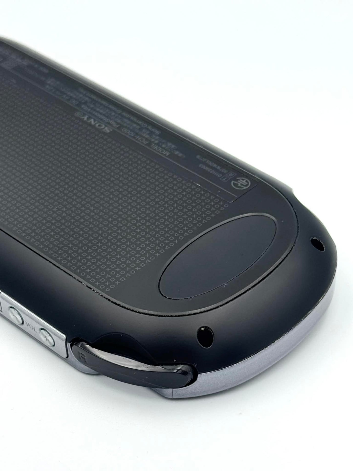 ソニー PS Vita 1100 – ブラック (3G + WiFi モデル)