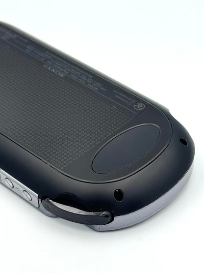 ソニー PS Vita 1100 – ブラック (3G + WiFi モデル)