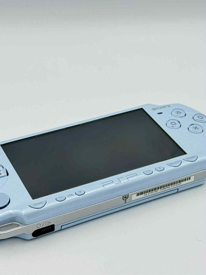 SONY PSP 2000 – ライトブルー