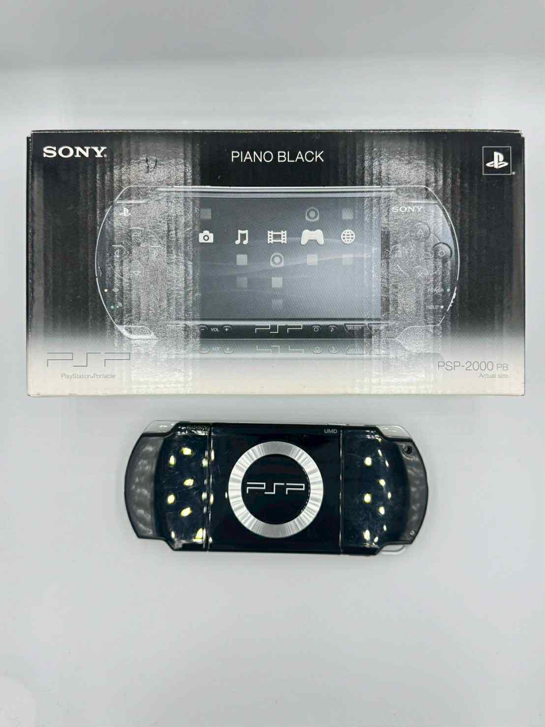 Sony PSP-2000 – Piano Black (With Original Box)