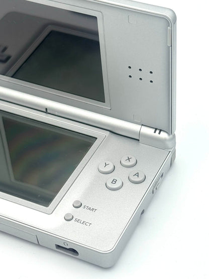 ニンテンドーDS Lite – シルバー（コンプリートボックス） 