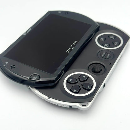 Sony PSP Go – ピアノ・ブラック