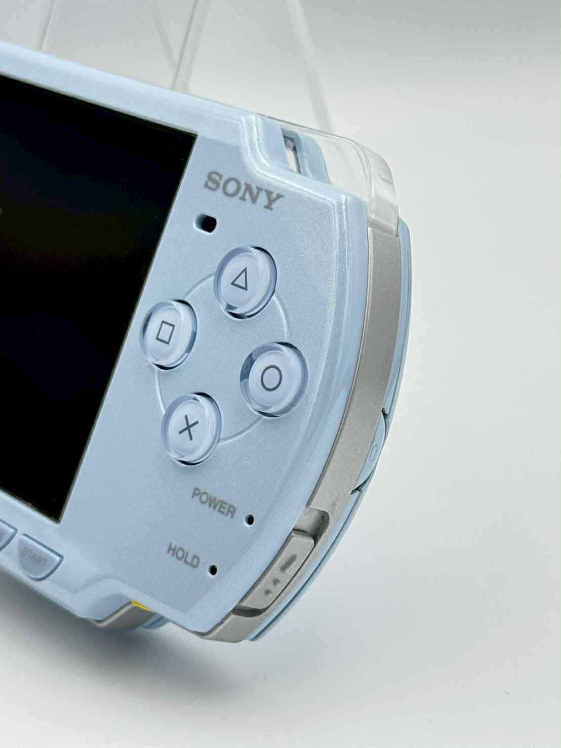 SONY PSP 2000 – ライトブルー